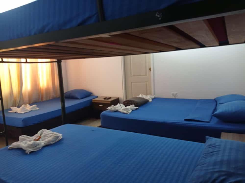 Yellow House Hostel Medellin Bagian luar foto
