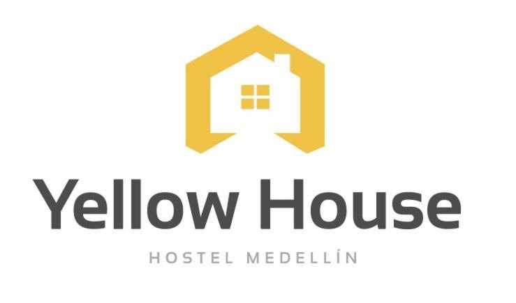 Yellow House Hostel Medellin Bagian luar foto